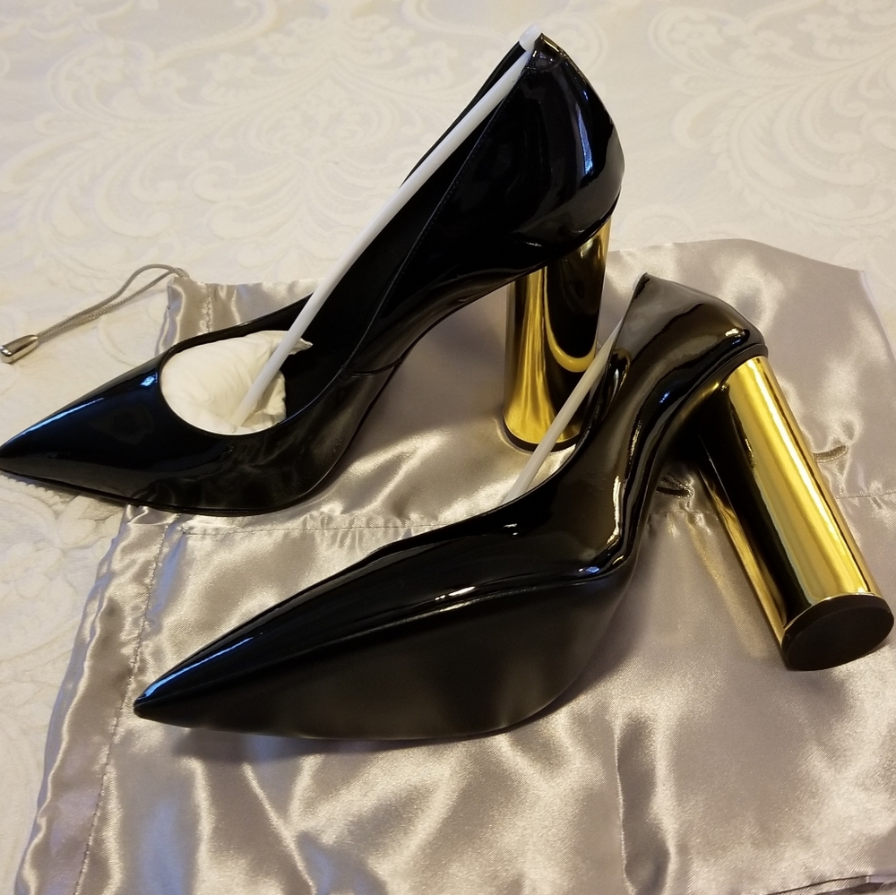 NWT Giuseppe Zanotti Patent Leather Pumps
